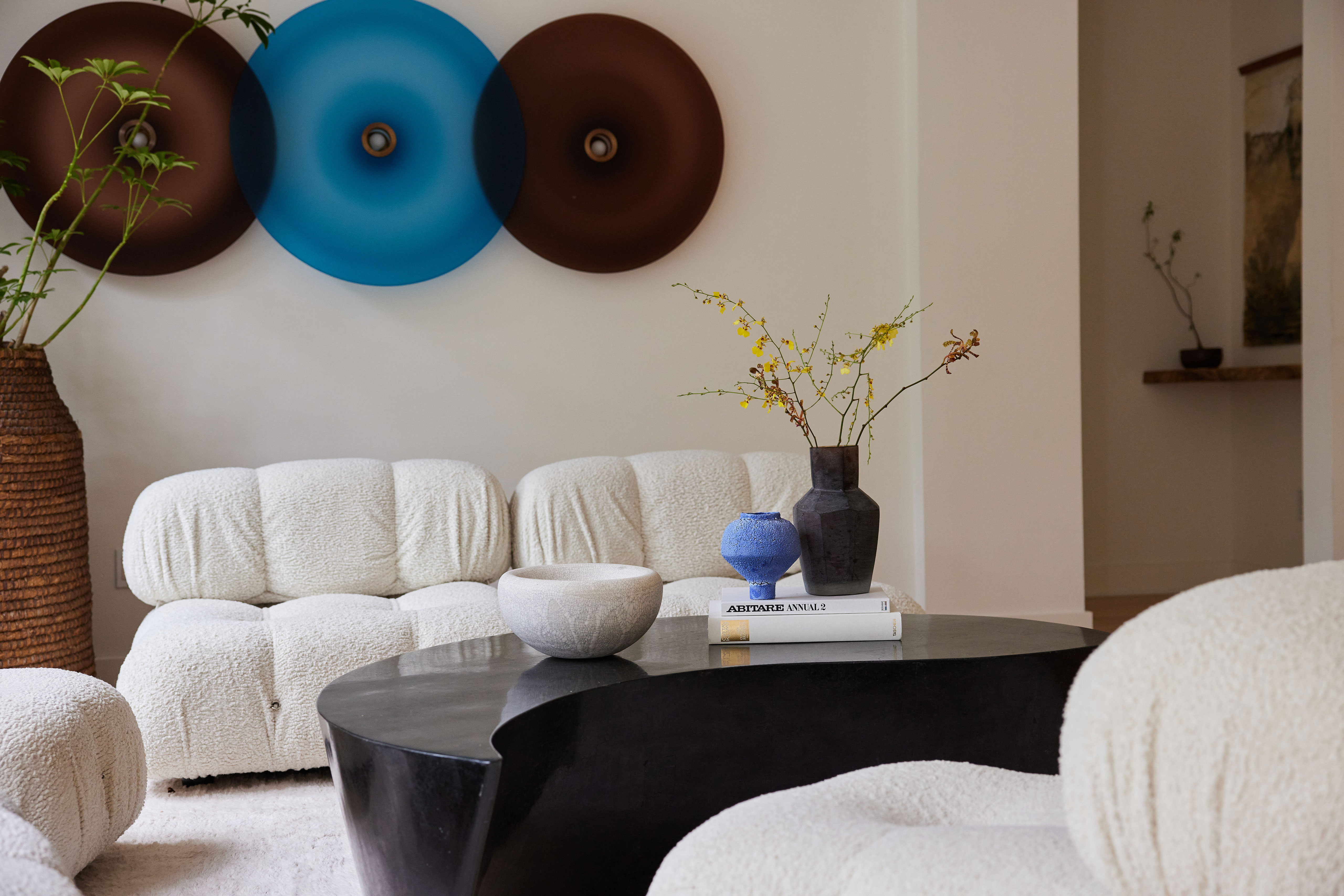 05-katrina-caso-tamposi-living-room